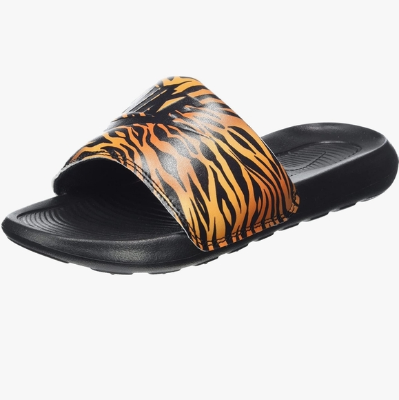 NWT Women's Nike Victori One Print Slides - Picture 7 of 16